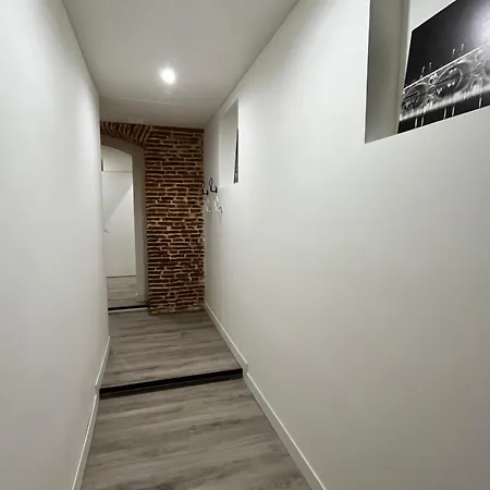 La Cave Toulousaine 아파트